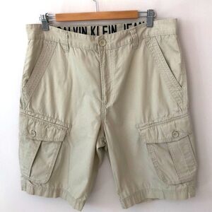 Calvin Klein Jeans Cargo Shorts Tan Colour. Size 34. 100% Cotton